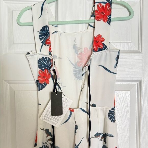 Armani Exchange floral jumpsuit - Picture 3 of 5